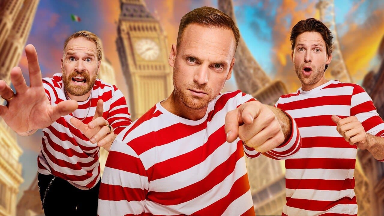 Giel, Thomas en Stefan van StukTV in rood-wit gestreepte shirts, met Big Ben op de achtergrond